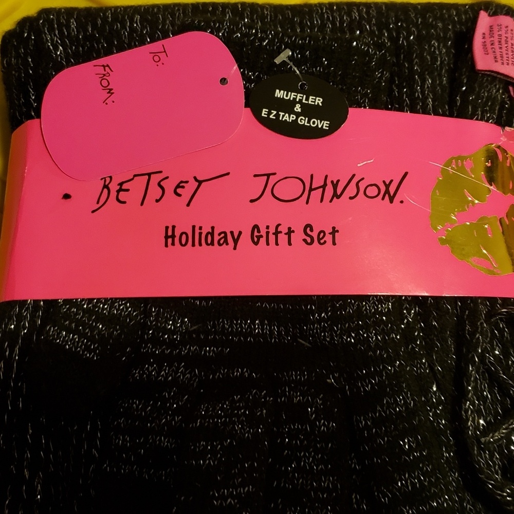 Betsey Johnson Scarf and gloves